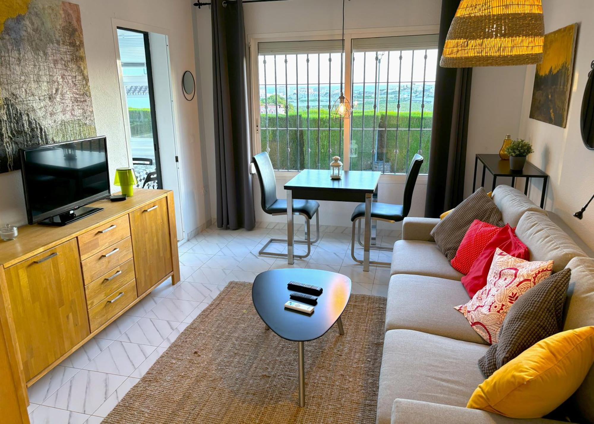 Vakantiehuis Evans Realty Bb Adosado & Piscina & Tenis & Jardines