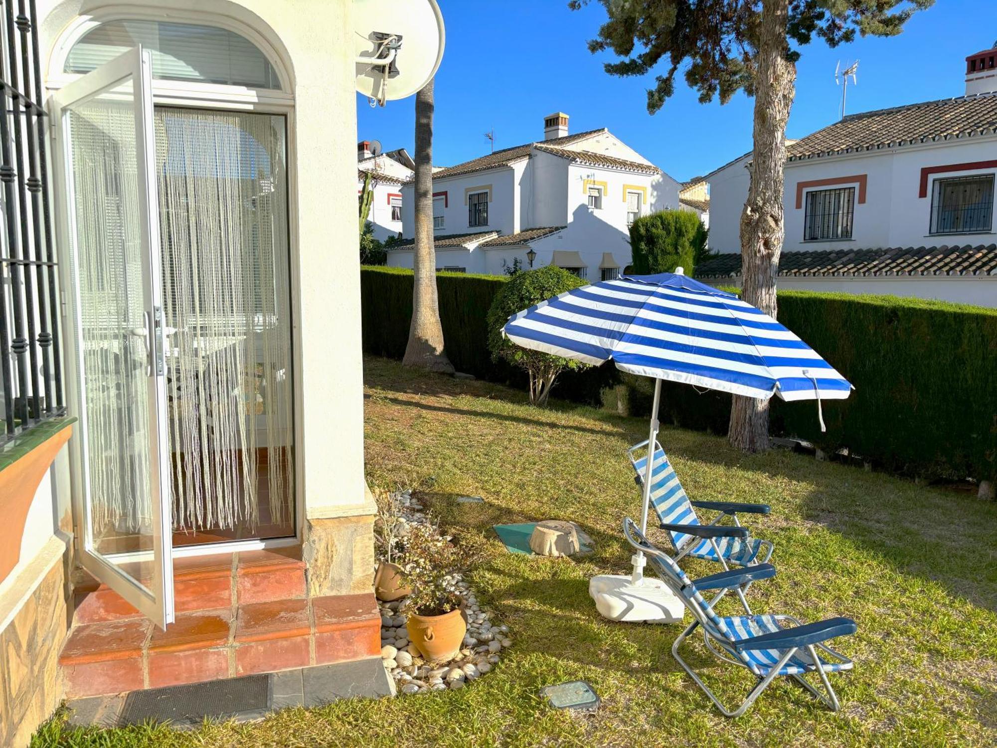 Vakantiehuis Evans Realty Bb Adosado & Piscina & Tenis & Jardines *